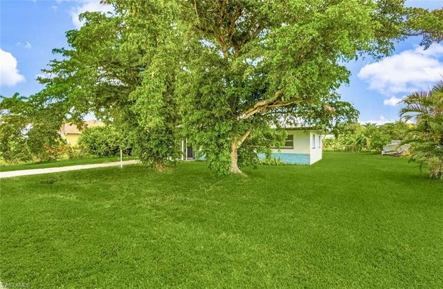 213 SE 47th ST, Cape Coral, FL 33904