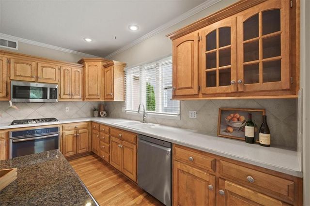 8426 Haven Street, Lenexa, KS 66219