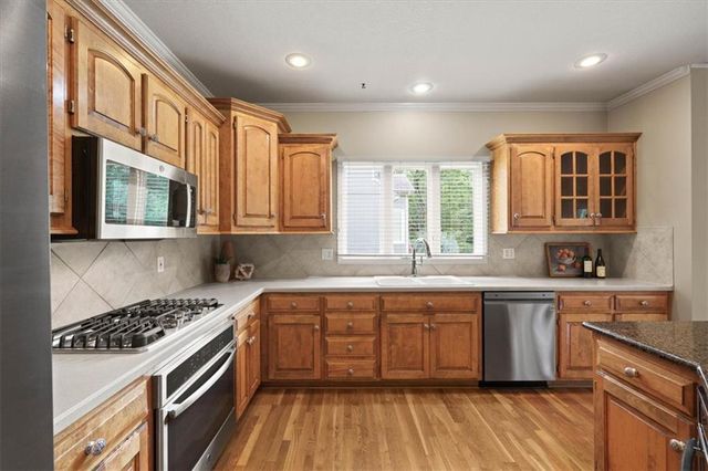 8426 Haven Street, Lenexa, KS 66219