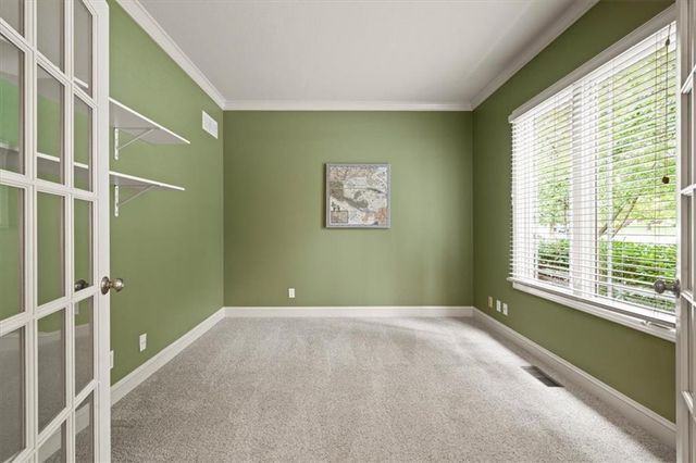 8426 Haven Street, Lenexa, KS 66219