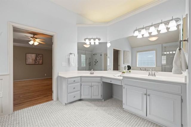 8426 Haven Street, Lenexa, KS 66219
