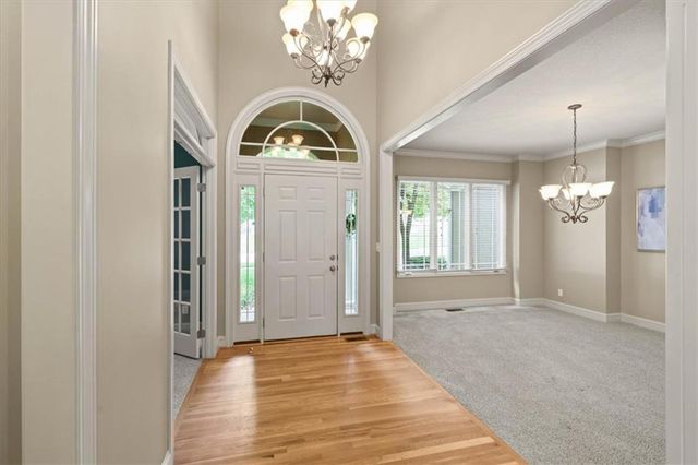 8426 Haven Street, Lenexa, KS 66219
