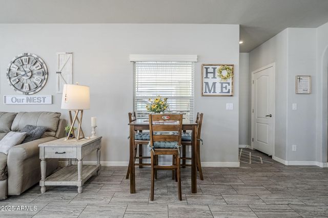 650 N Hawes Road 3215, Mesa, AZ 85207