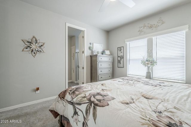 650 N Hawes Road 3215, Mesa, AZ 85207