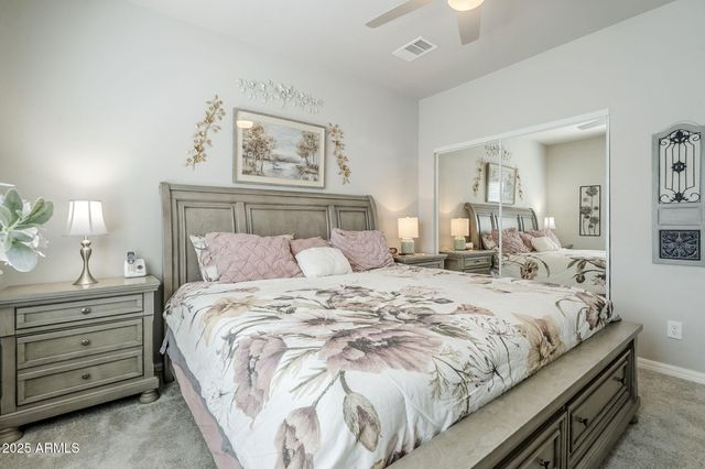 650 N Hawes Road 3215, Mesa, AZ 85207