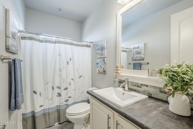 650 N Hawes Road 3215, Mesa, AZ 85207