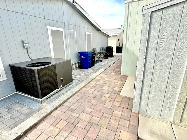 650 N Hawes Road 3215, Mesa, AZ 85207
