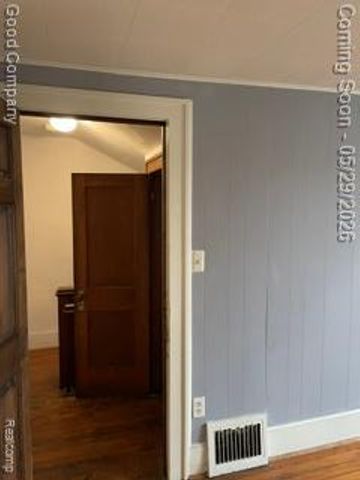 212 Ardmore Drive, Ferndale, MI 48220
