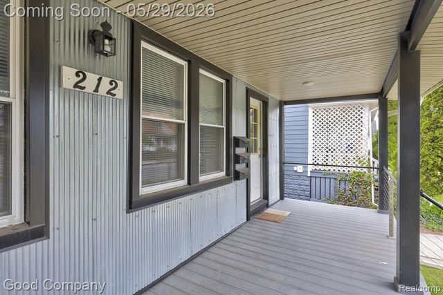 212 Ardmore Drive, Ferndale, MI 48220