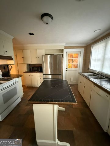 952 Wayside Street NW, Cornelia, GA 30531