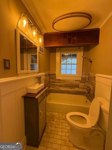 952 Wayside Street NW, Cornelia, GA 30531