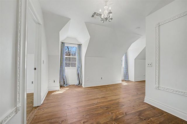 1425 N Manchester Avenue, Edmond, OK 73034