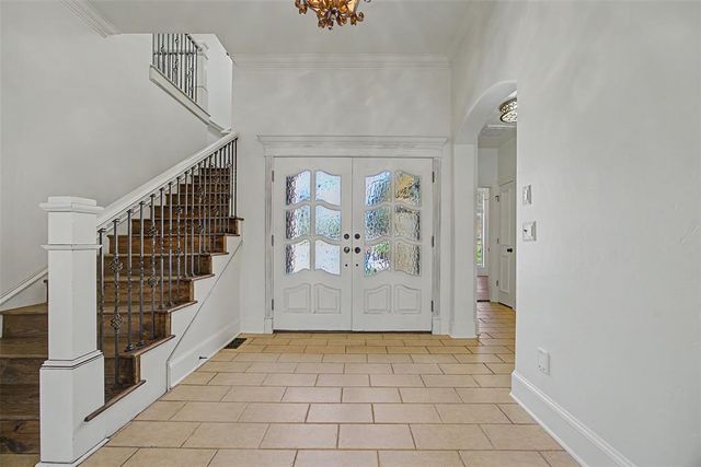 1425 N Manchester Avenue, Edmond, OK 73034