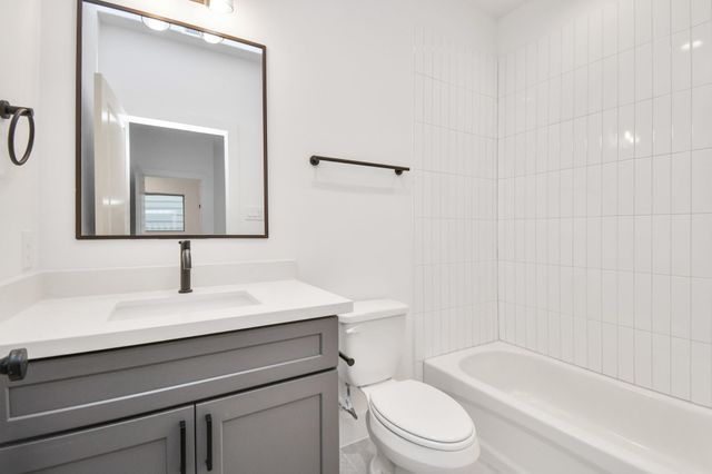 2335 Eagle St, Houston, TX 77004