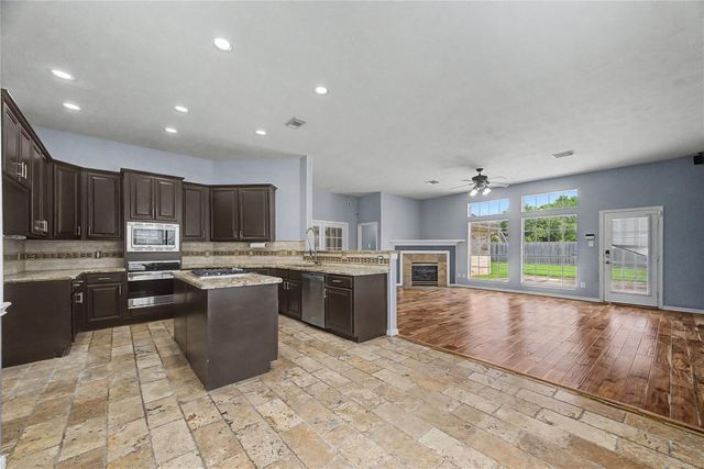 3615 Turtle Cove Drive, Pasadena, TX 77505