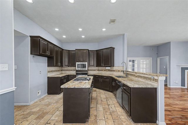 3615 Turtle Cove Drive, Pasadena, TX 77505