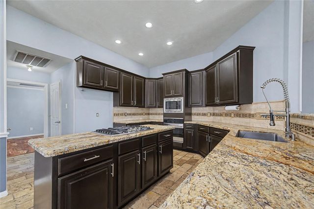 3615 Turtle Cove Drive, Pasadena, TX 77505