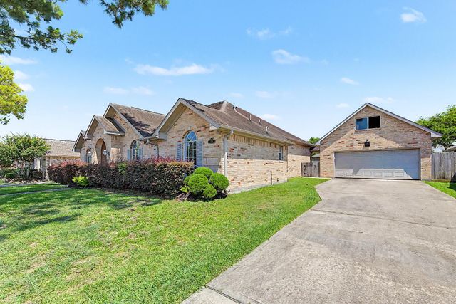 3615 Turtle Cove Drive, Pasadena, TX 77505
