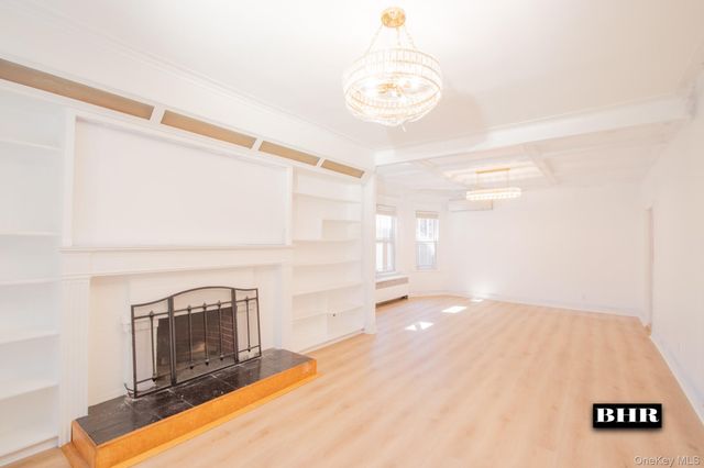 154 Beaumont Street, Brooklyn, NY 11235