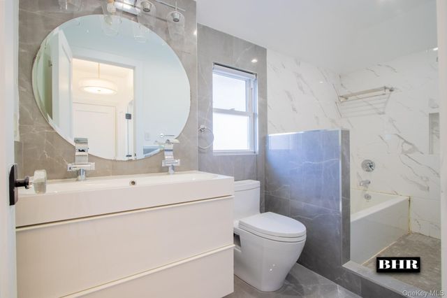 154 Beaumont Street, Brooklyn, NY 11235