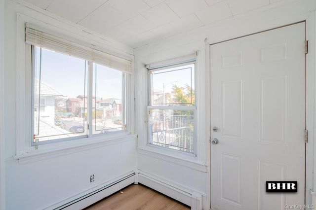 154 Beaumont Street, Brooklyn, NY 11235