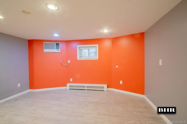 154 Beaumont Street, Brooklyn, NY 11235