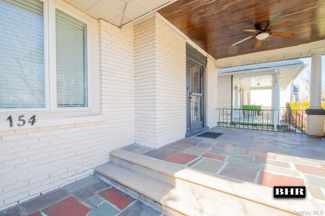 154 Beaumont Street, Brooklyn, NY 11235