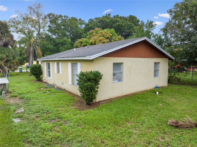 4404 35th Ave, Vero Beach, FL 32967