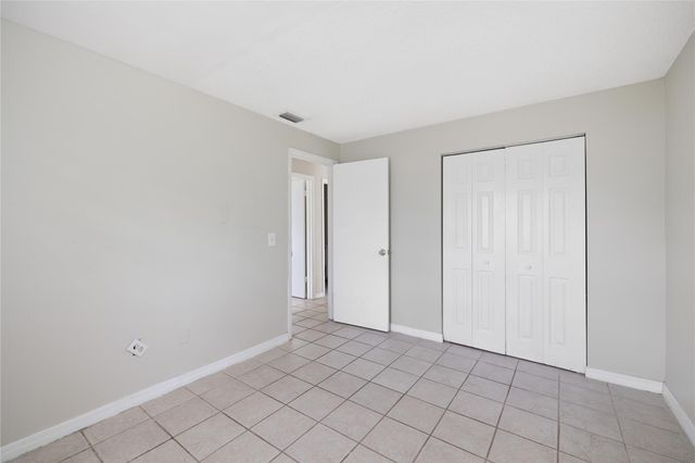 4404 35th Ave, Vero Beach, FL 32967