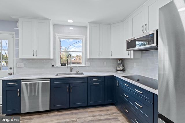 1436 OAK BLUFF RD, Edgewater, MD 21037