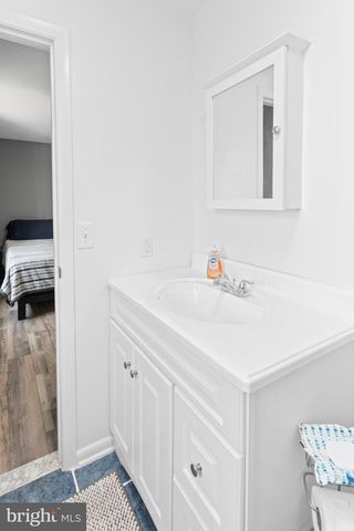 1436 OAK BLUFF RD, Edgewater, MD 21037