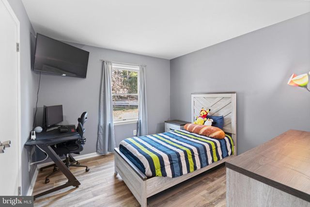 1436 OAK BLUFF RD, Edgewater, MD 21037