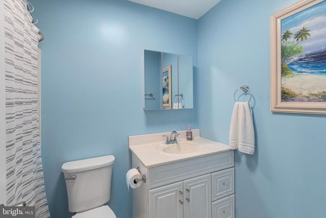 1436 OAK BLUFF RD, Edgewater, MD 21037