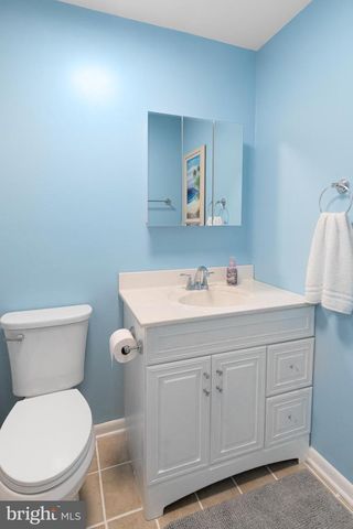 1436 OAK BLUFF RD, Edgewater, MD 21037