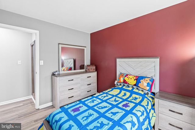 1436 OAK BLUFF RD, Edgewater, MD 21037