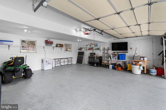 1436 OAK BLUFF RD, Edgewater, MD 21037