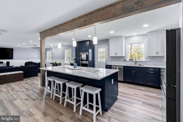 1436 OAK BLUFF RD, Edgewater, MD 21037