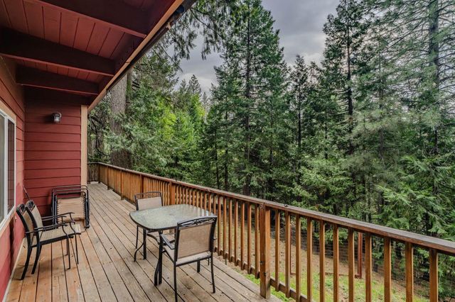 21016 Sierra Circle Dr, Pioneer, CA 95666