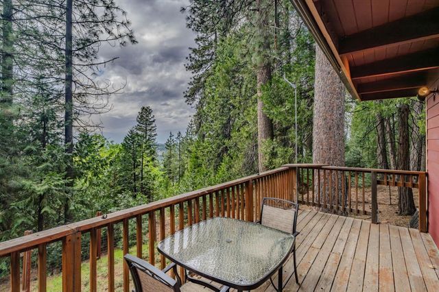 21016 Sierra Circle Dr, Pioneer, CA 95666