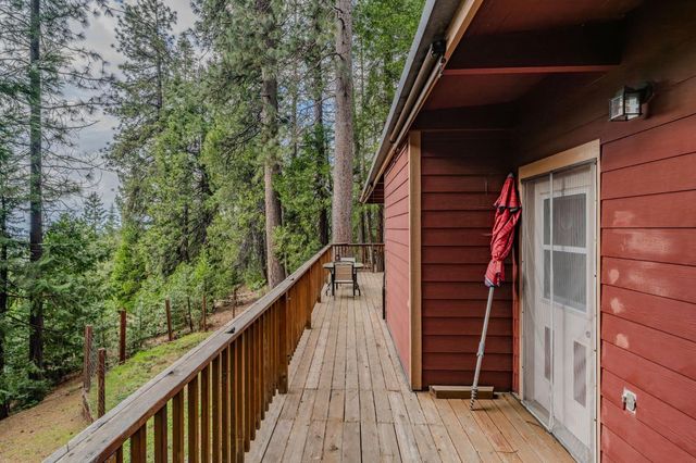 21016 Sierra Circle Dr, Pioneer, CA 95666