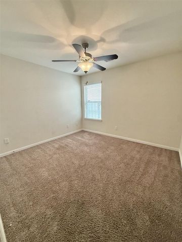 2704 Camden Hill Lane, Pearland, TX 77089