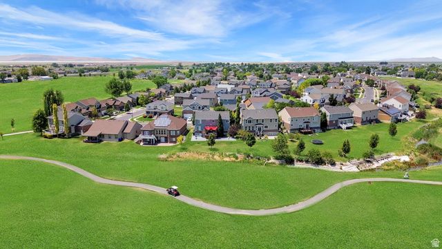 1441 BROOKSHIRE DR, Syracuse, UT 84075