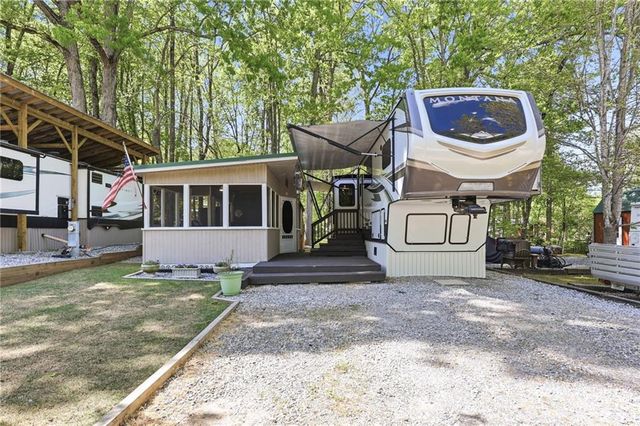 320 Leisure Acres Drive, Cleveland, GA 30528