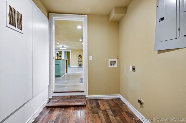 28012 E 58th Street S, Broken Arrow, OK 74014