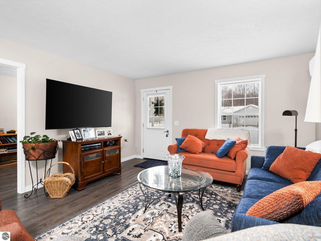 Image 2 of property listing at 4577 Quail Court, Traverse City, MI 49685