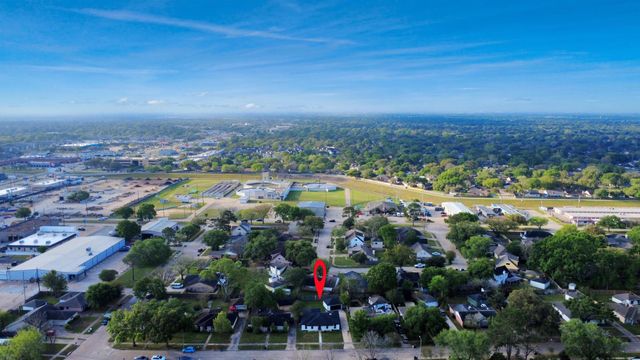 22115 Woodrose Drive, Katy, TX 77450