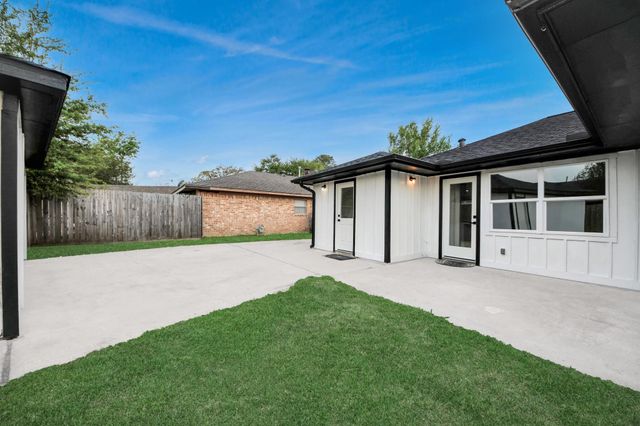 22115 Woodrose Drive, Katy, TX 77450