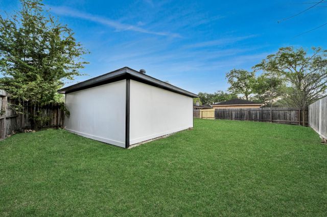 22115 Woodrose Drive, Katy, TX 77450