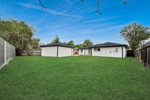 22115 Woodrose Drive, Katy, TX 77450