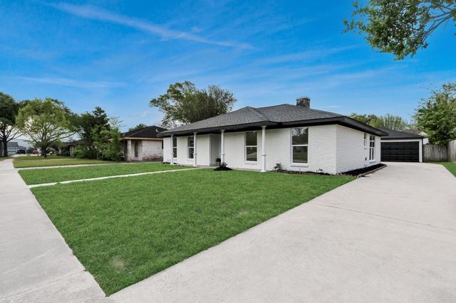 22115 Woodrose Drive, Katy, TX 77450